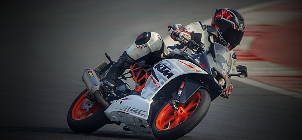 KTM RC390 rental